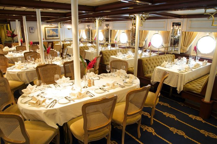 Restaurants, Bars & Cafés on Star Clipper